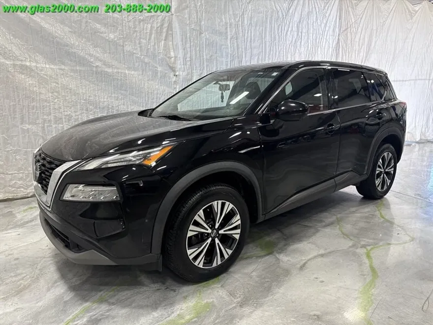 2021 Nissan Rogue SV photo 1