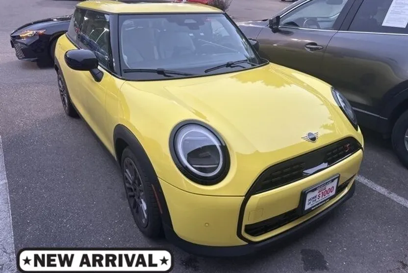 2025 Mini Cooper 2 Door Hardtop S photo 1