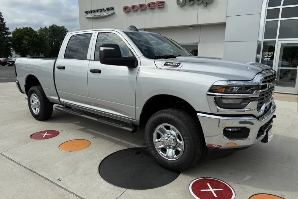 2026 Ram 2500 Tradesman photo 1