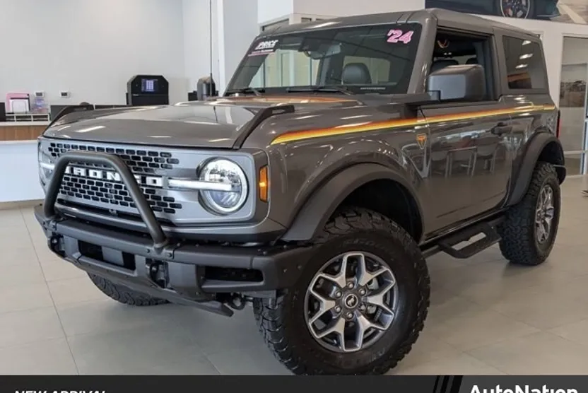 2024 Ford Bronco Badlands photo 1