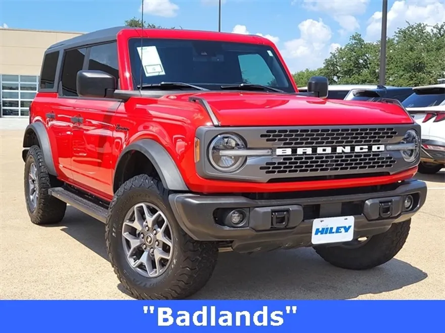 2022 Ford Bronco Badlands photo 1