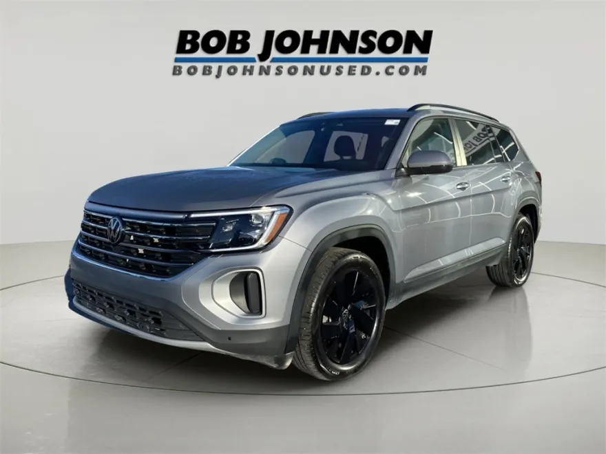 2024 Volkswagen Atlas SE Technology photo 1