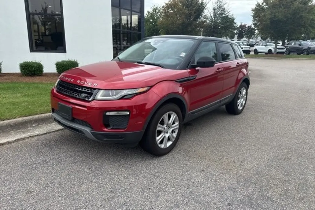 2016 Land Rover Range Rover Evoque SE photo 1