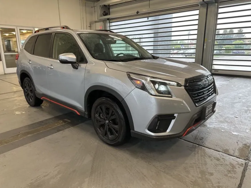 2024 Subaru Forester Sport photo 1