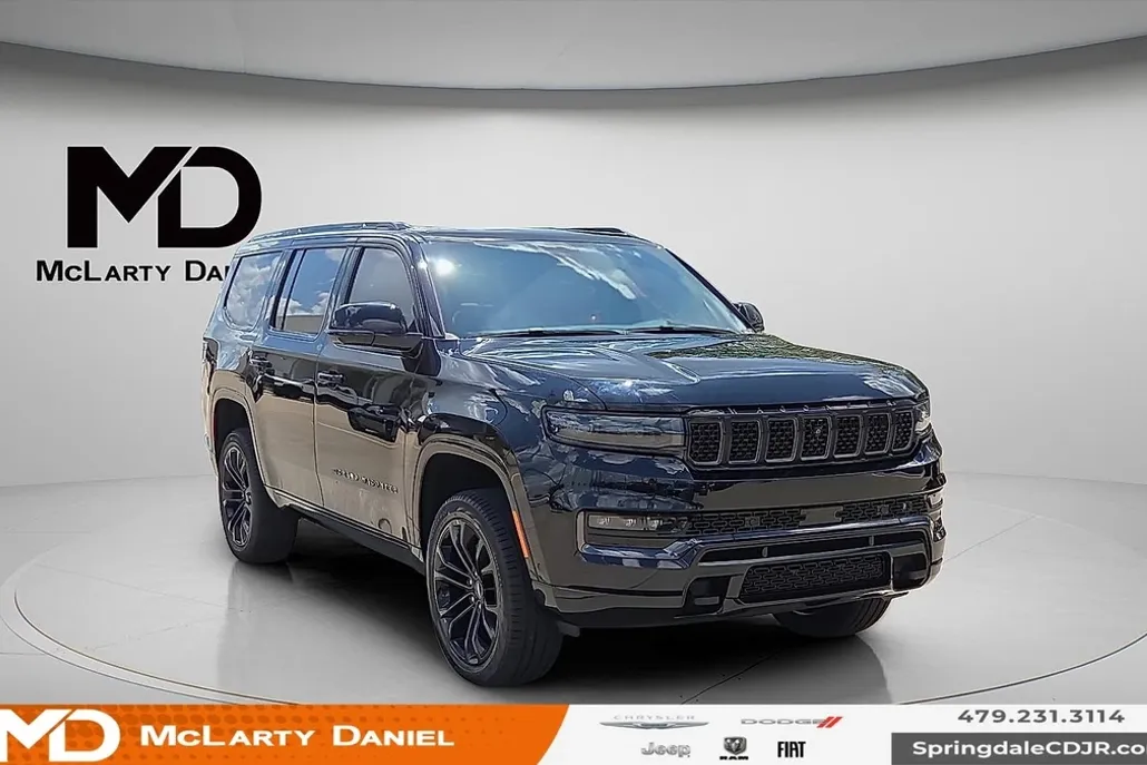 2023 Jeep Grand Wagoneer III Obsidian photo 1