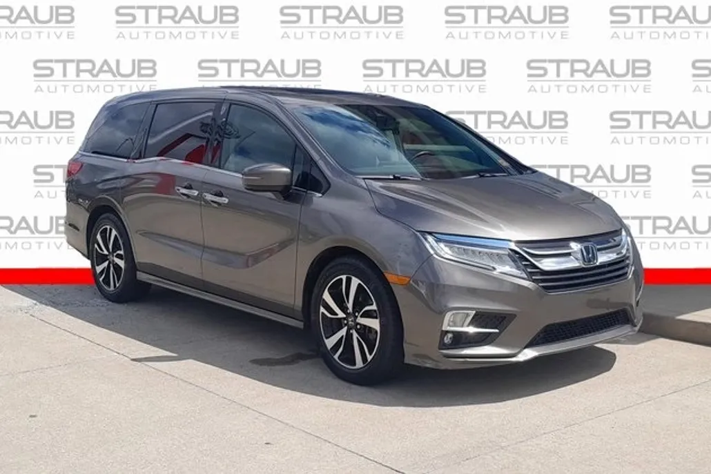 2018 Honda Odyssey Elite photo 1
