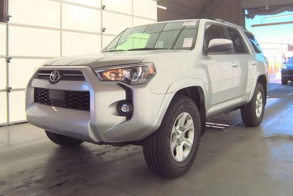 2024 Toyota 4Runner SR5 photo 1