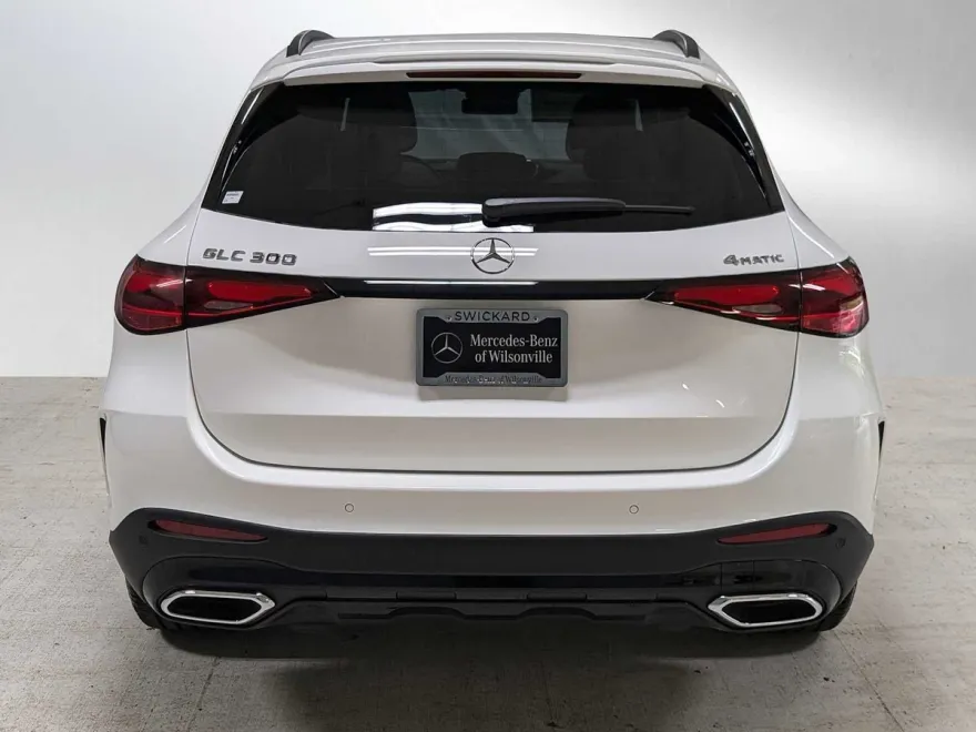 2026 Mercedes Benz GLC 300 4MATIC photo 1