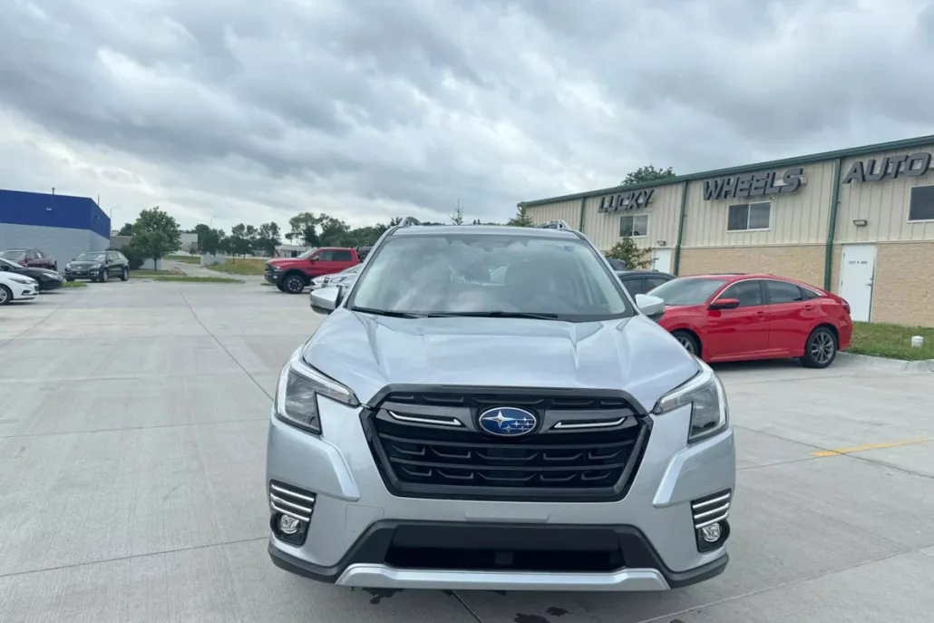 2023 Subaru Forester Touring Sport photo 1