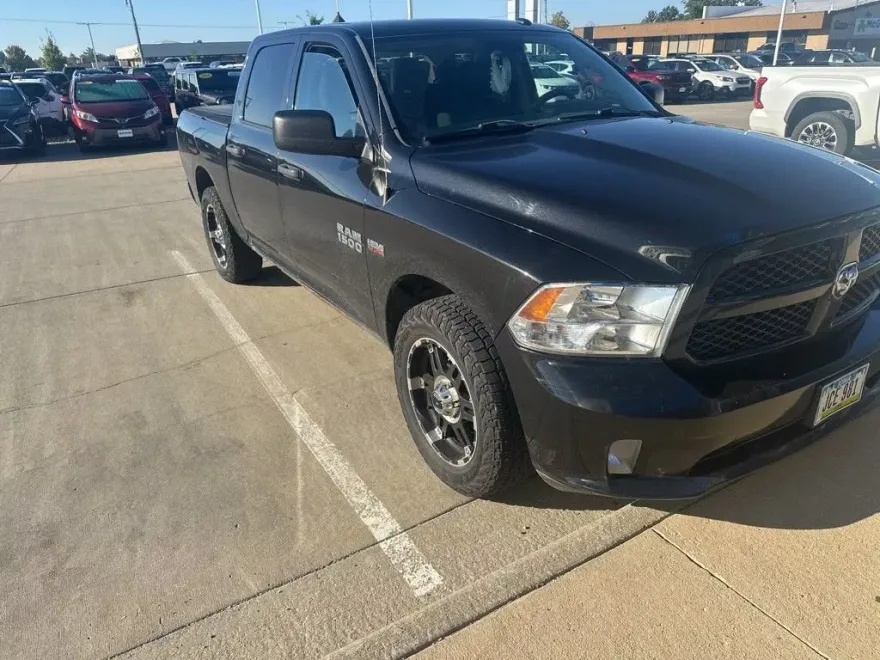 2015 Ram 1500 Express photo 1