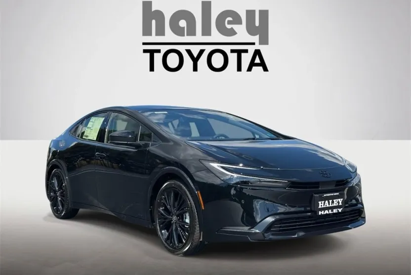 2026 Toyota Prius photo 1
