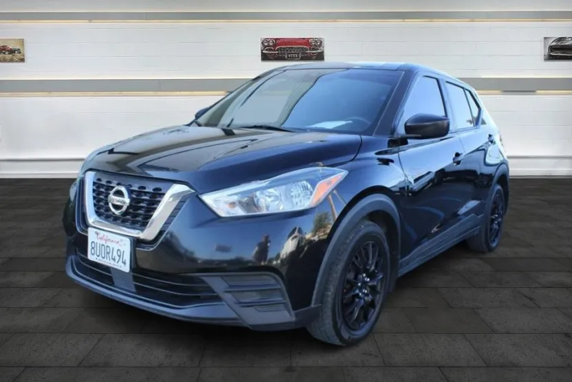 2020 Nissan Kicks S photo 1