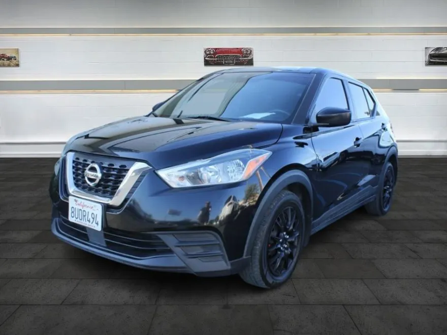 2020 Nissan Kicks S photo 1