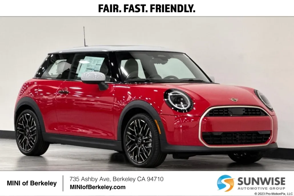 2025 Mini Cooper 2 Door Hardtop Signature photo 1