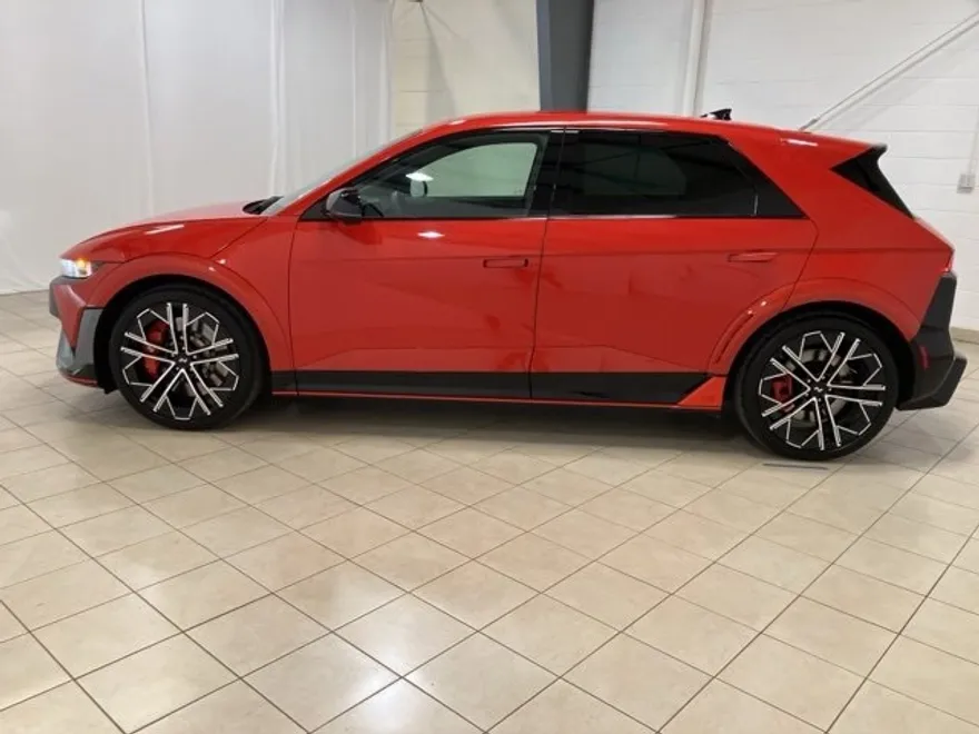 2025 Hyundai Ioniq 5 N photo 1