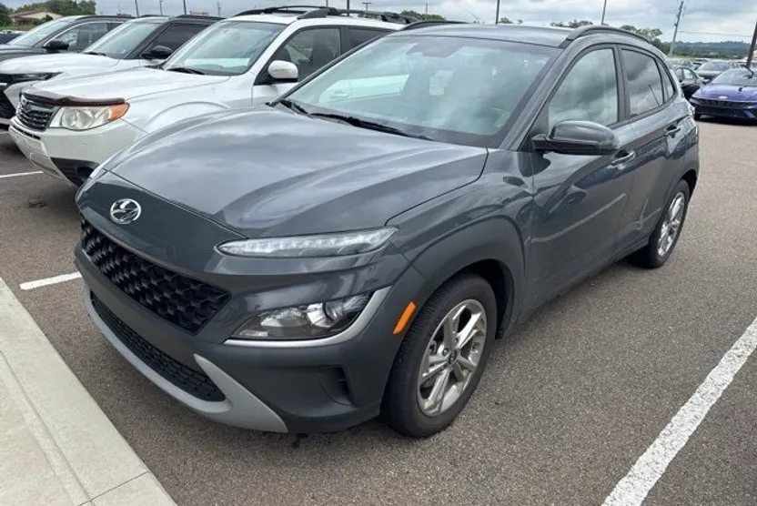 2023 Hyundai Kona SEL photo 1