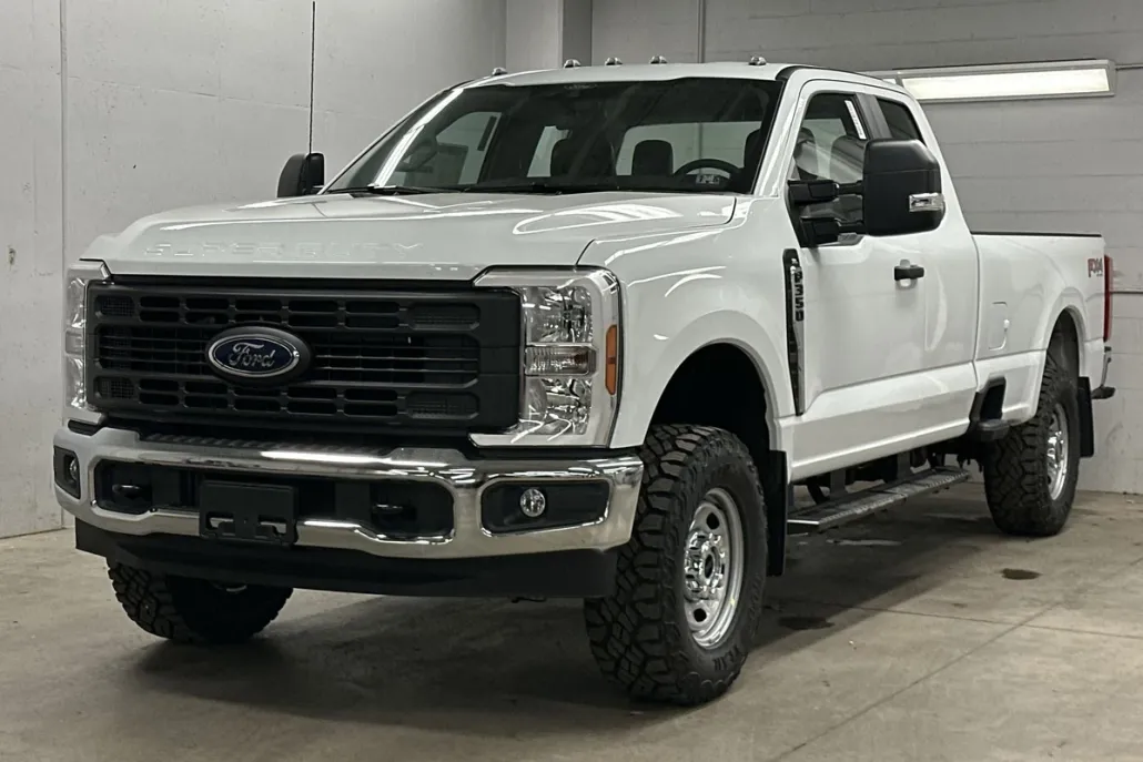 2025 Ford F-350 XL photo 1