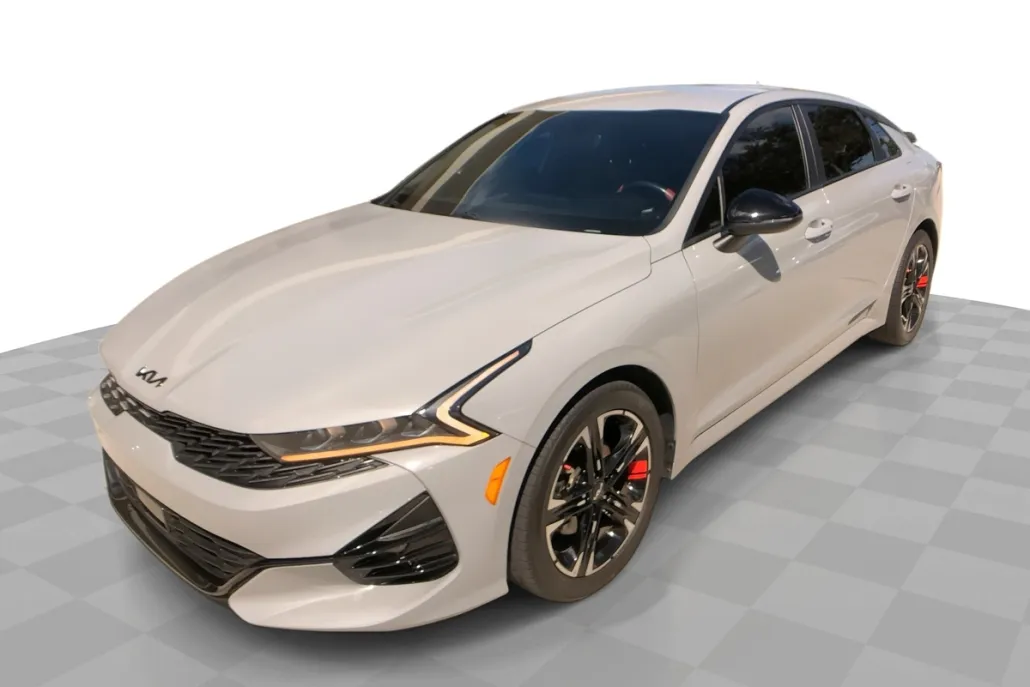 2024 Kia K5 GT-Line photo 1