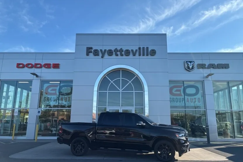 2020 Ram 1500 Laramie photo 1