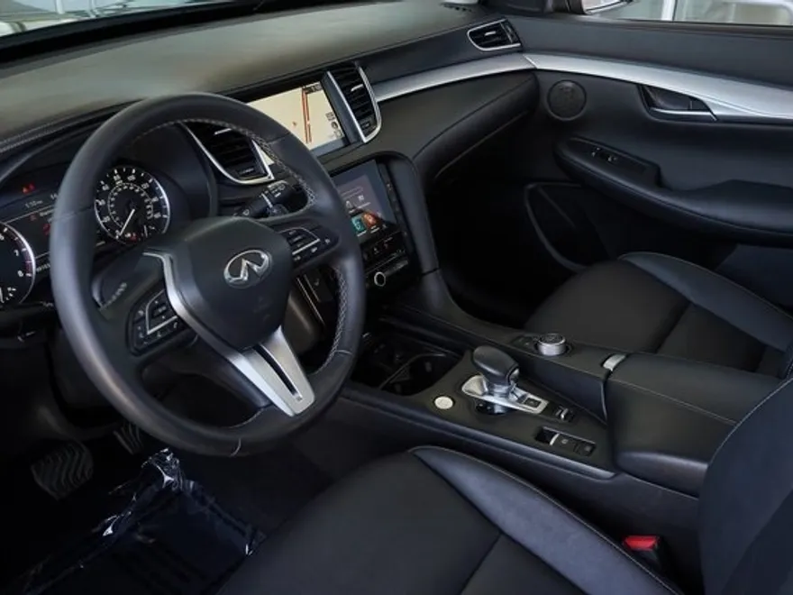2020 Infiniti QX50 Luxe photo 1