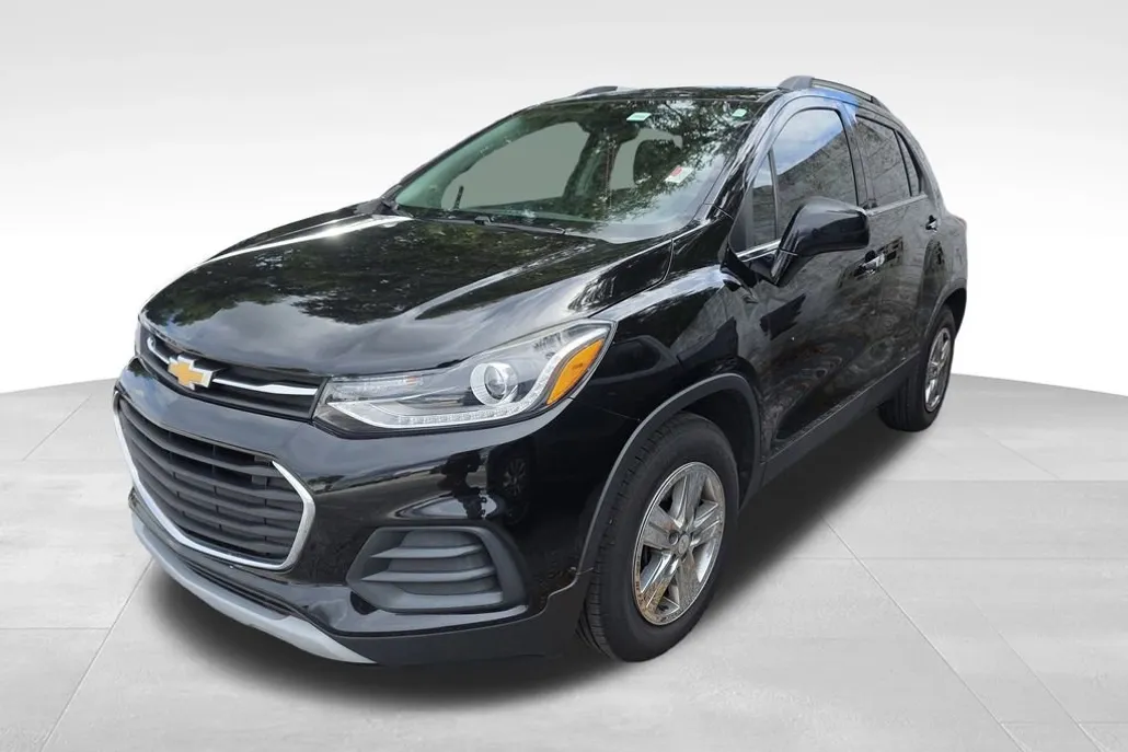 2020 Chevrolet Trax LT photo 1