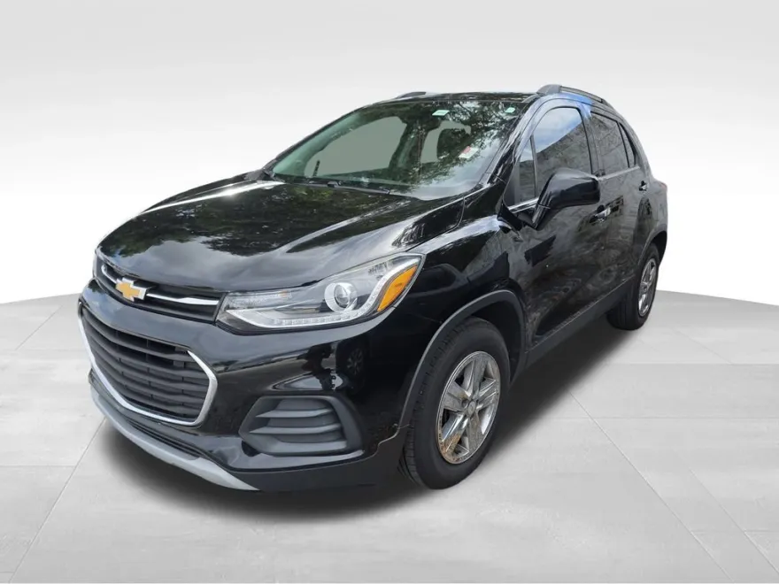 2020 Chevrolet Trax LT photo 1