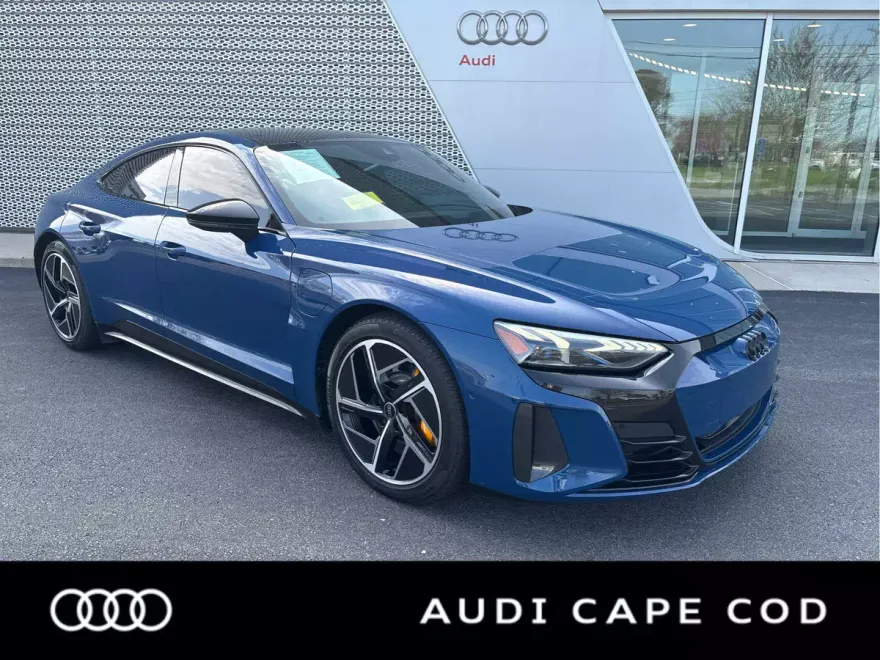 2024 Audi RS e-tron GT Base photo 1