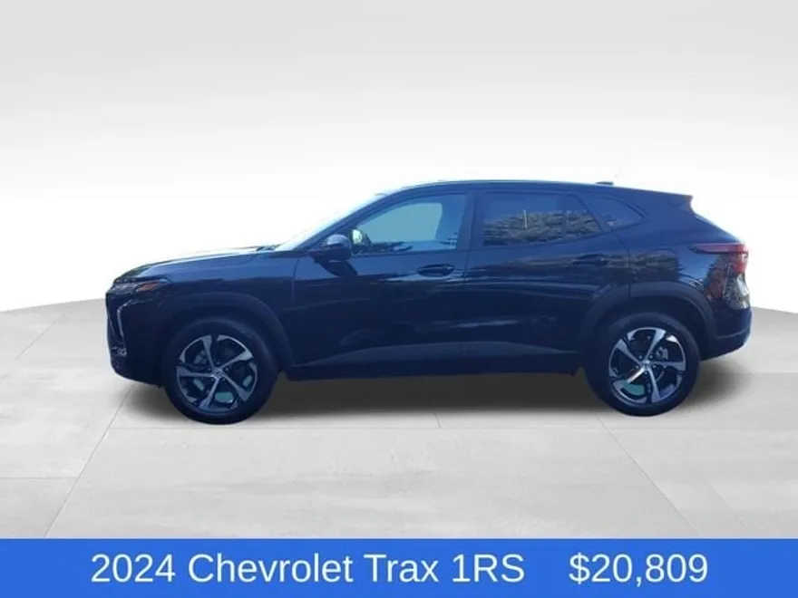 2024 Chevrolet Trax photo 1