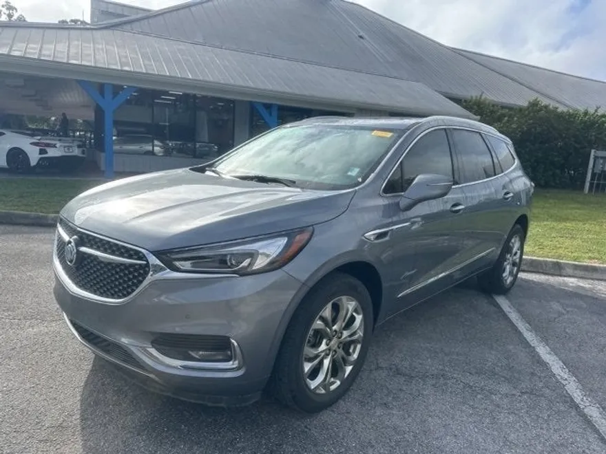 2021 Buick Enclave Avenir photo 1