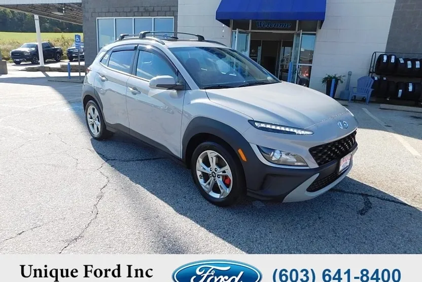 2023 Hyundai Kona SEL photo 1