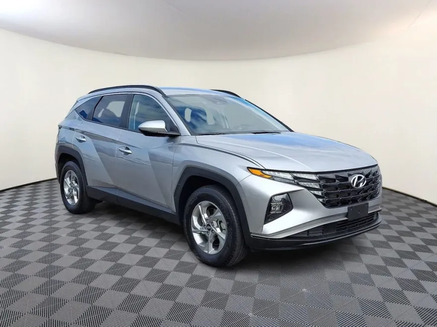2024 Hyundai Tucson SEL photo 1