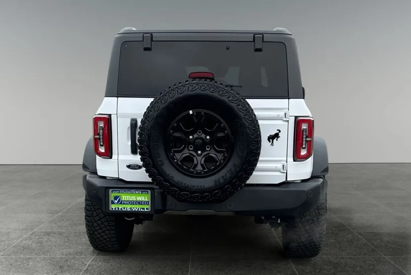 2023 Ford Bronco Wildtrak photo 1
