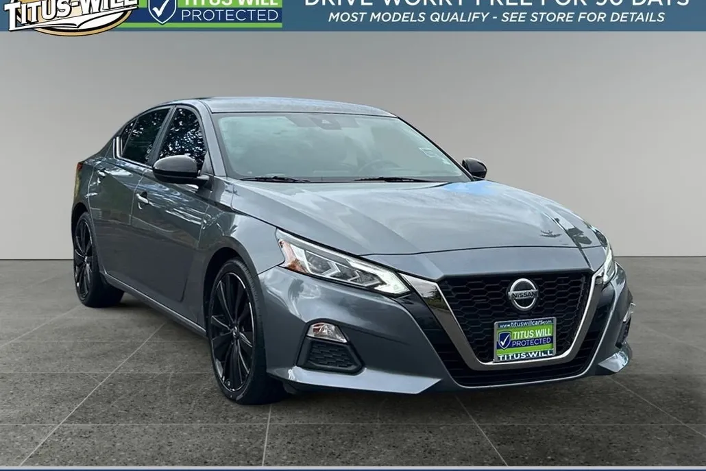 2020 Nissan Altima 2.5 SR photo 1