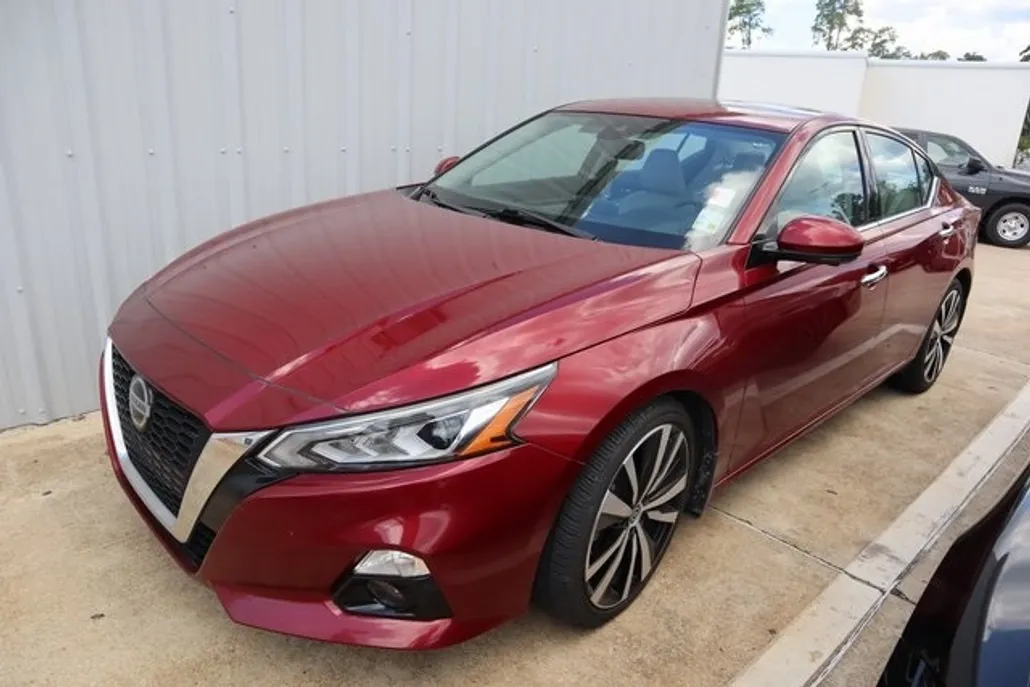 2020 Nissan Altima 2.5 Platinum photo 1