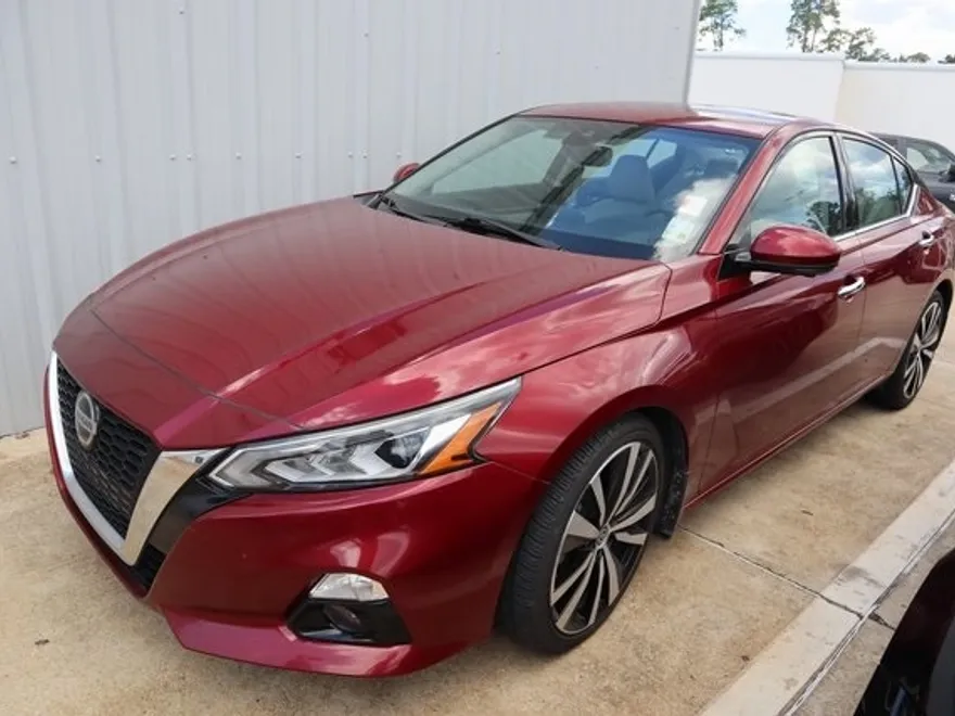 2020 Nissan Altima 2.5 Platinum photo 1