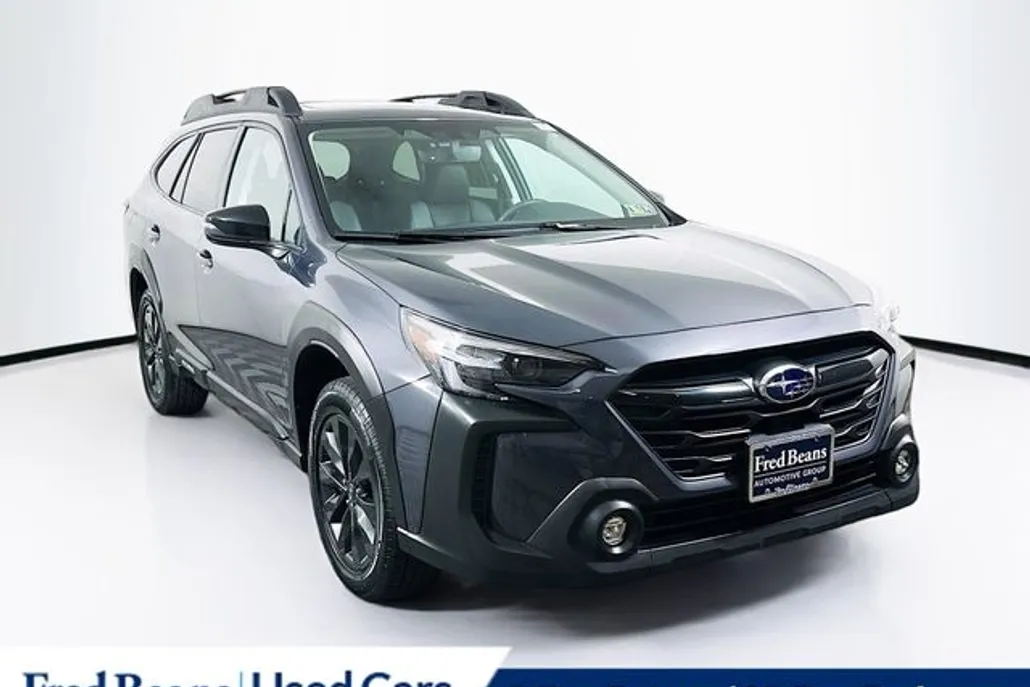 2023 Subaru Outback Onyx Edition photo 1