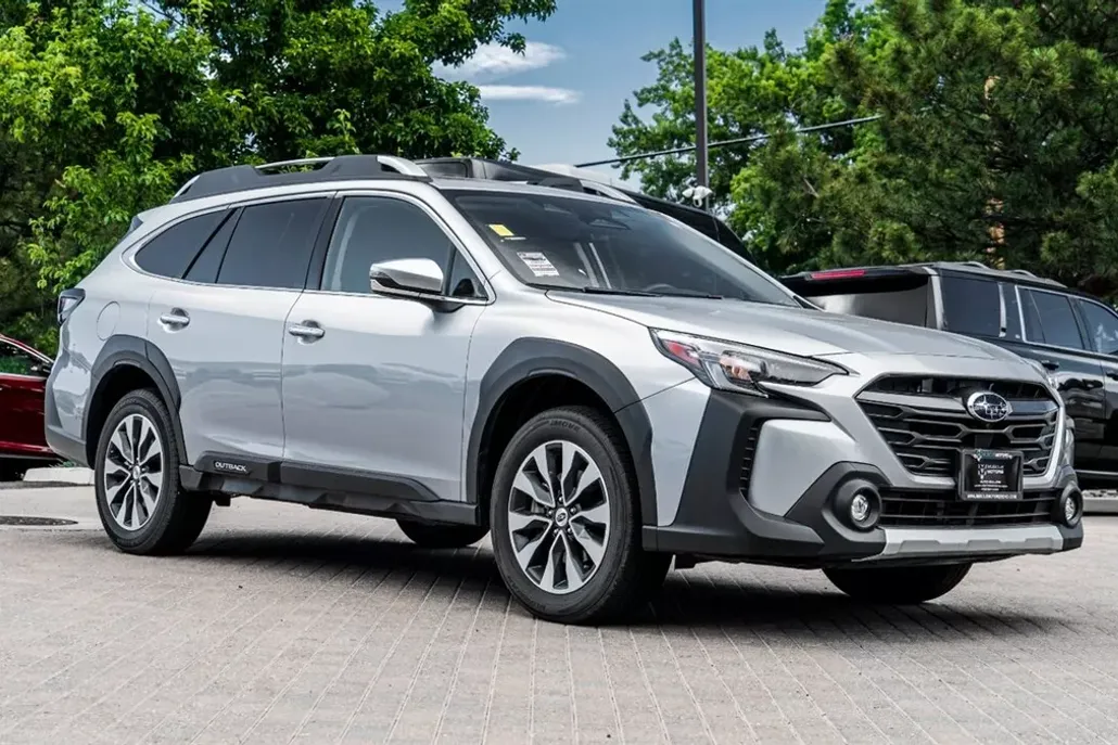 2024 Subaru Outback Touring XT photo 1