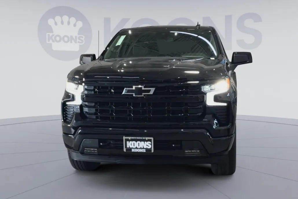 2026 Chevrolet Silverado 1500 RST photo 1