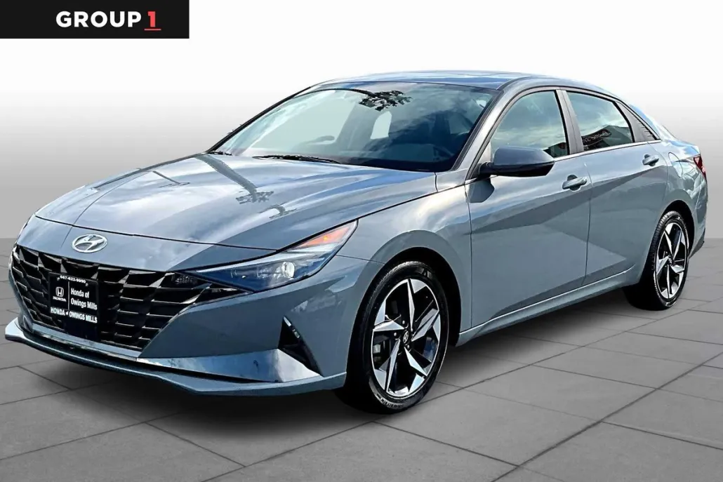 2023 Hyundai Elantra Limited photo 1