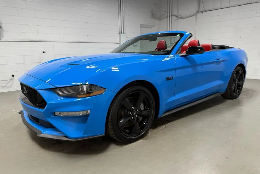 2023 Ford Mustang GT Premium photo 1