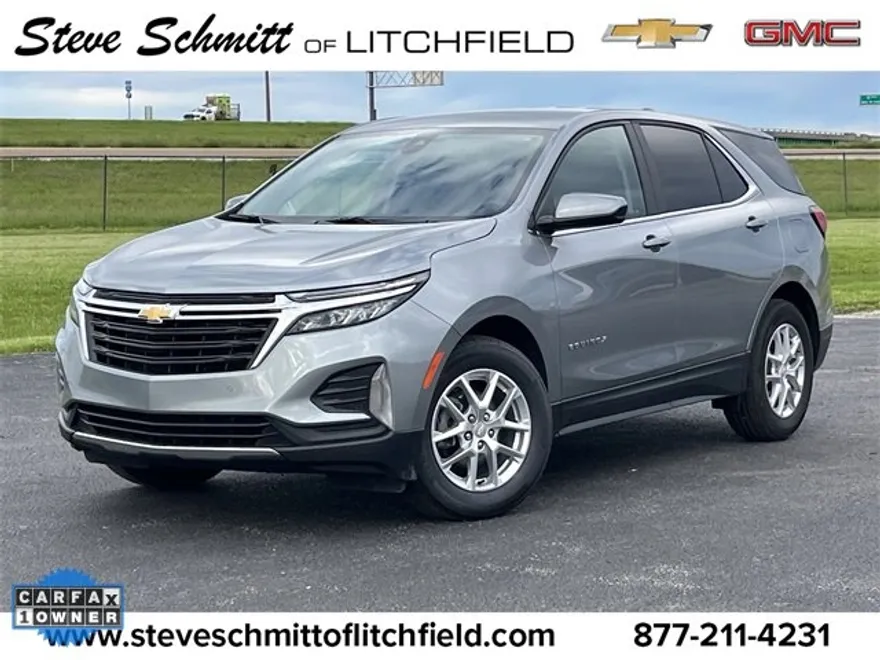2023 Chevrolet Equinox LT photo 1