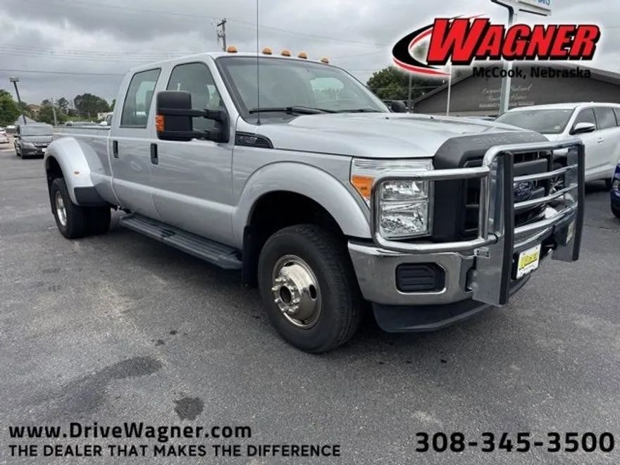 2015 Ford F-350 XL photo 1