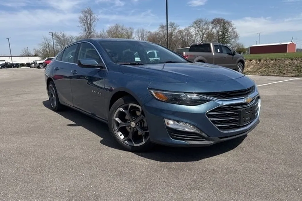 2024 Chevrolet Malibu 1LT photo 1