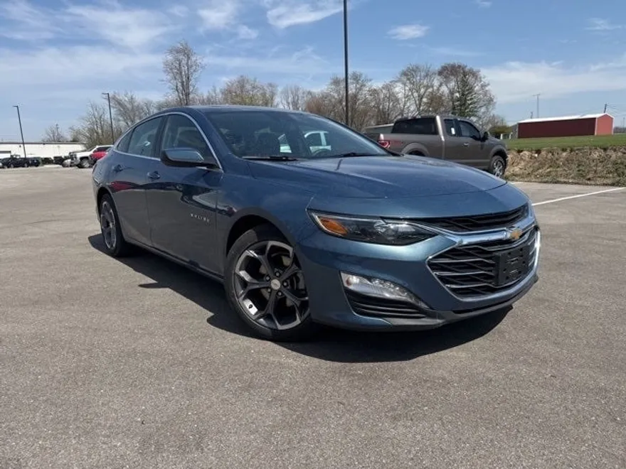 2024 Chevrolet Malibu 1LT photo 1