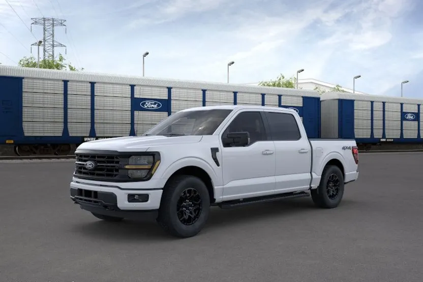 2025 Ford F-150 XLT photo 1