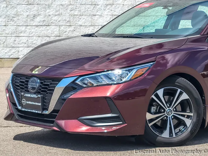 2022 Nissan Sentra SV photo 1