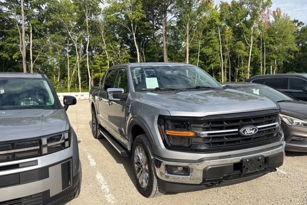 2024 Ford F-150 XLT photo 1