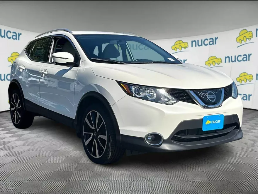 2018 Nissan Rogue Sport SL photo 1
