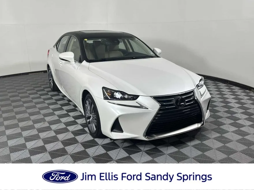 2020 Lexus IS 300 photo 1