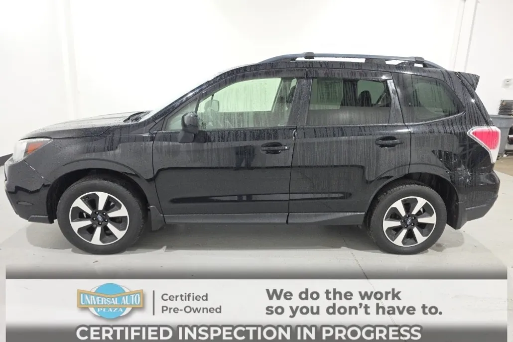 2017 Subaru Forester 2.5i Premium photo 1